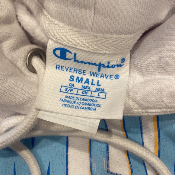 Champion Cropped Sweatshirt - Picture 4 of 4